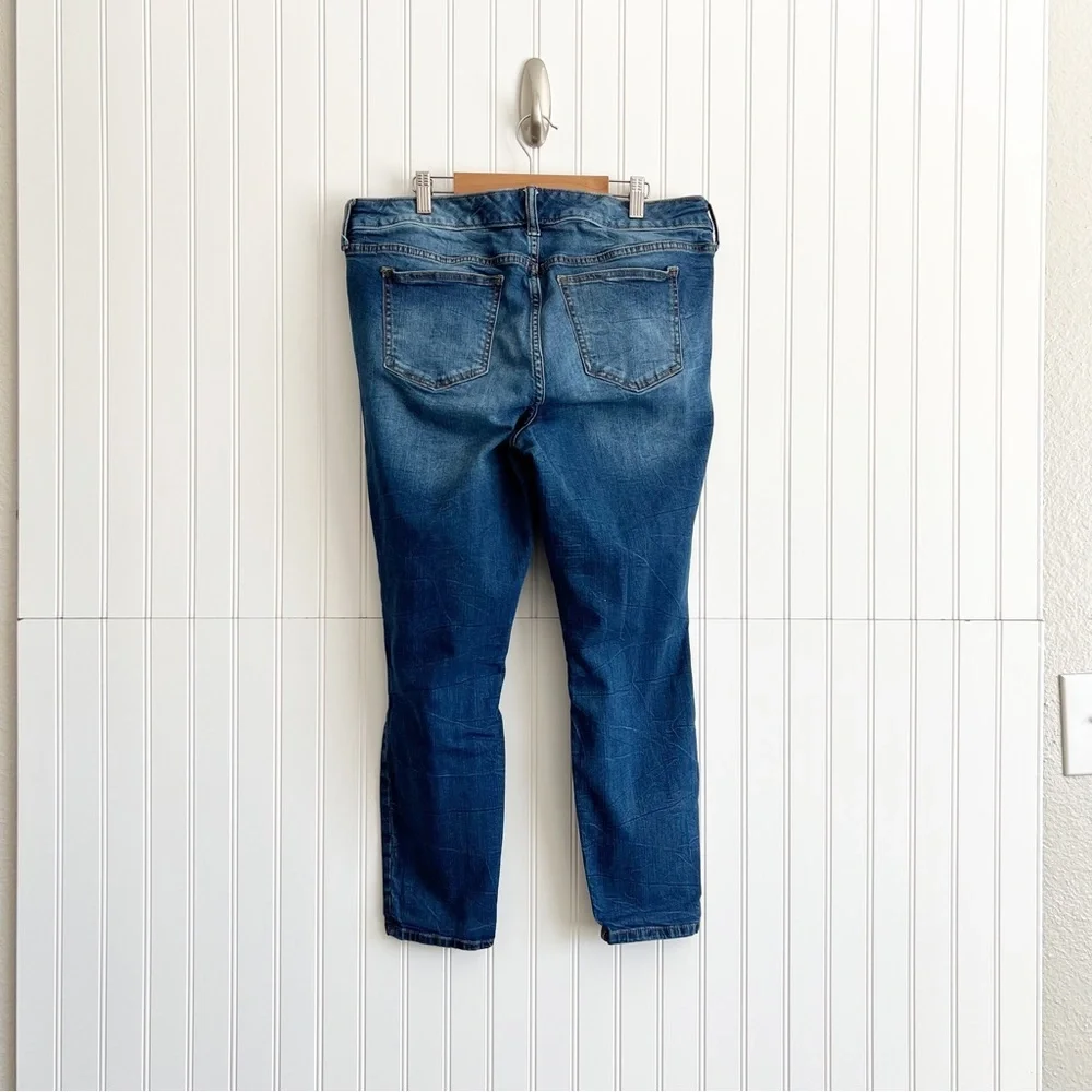 Torrid Size 14 Distressed Denim Jeans Cut 202087